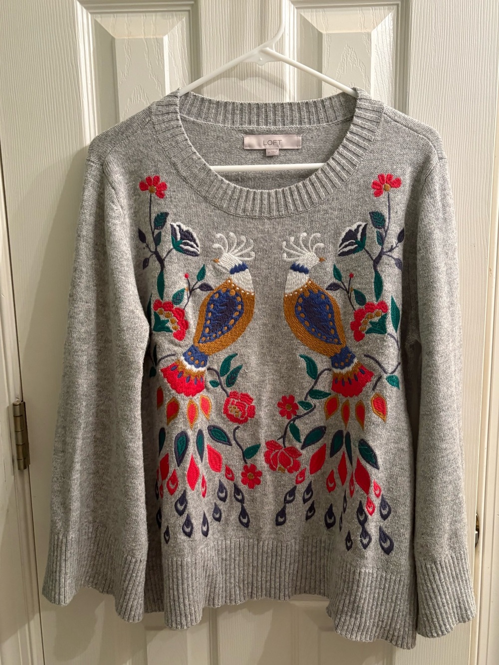 Loft embroidered peacock crew sweater